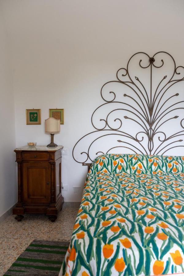 Casa Gianre Guest House โมโนโปลี ภายนอก รูปภาพ